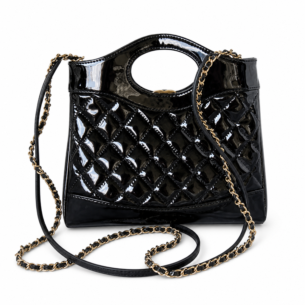 Chanel Classic Quilted Flap Bag | CC Turn-Lock Leather Chain Strap — 22x23cm